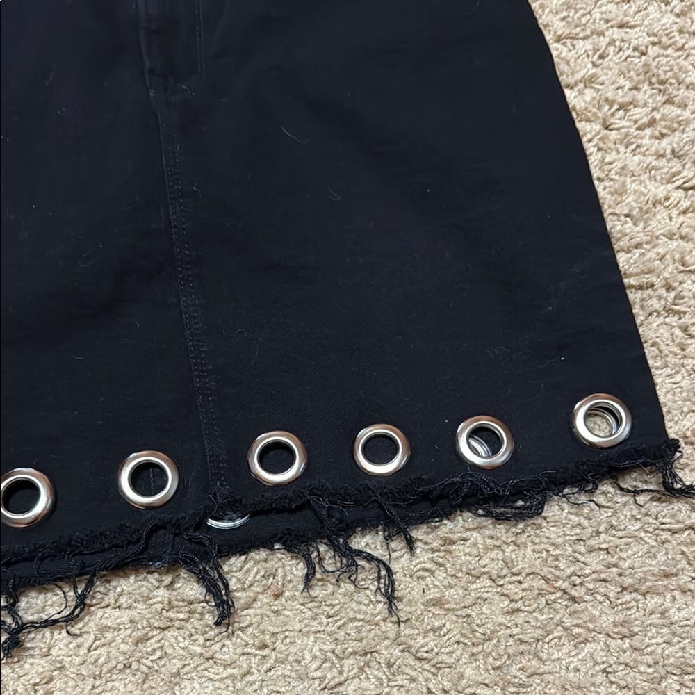 Black Denim Mini Skirt Sz 8 - Picture 2 of 4